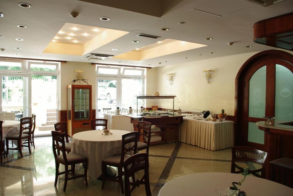 Hotel Vera 4*